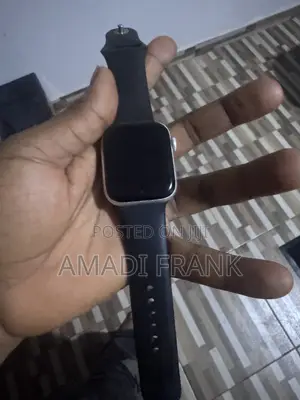 Apple Watch Series 4 44m