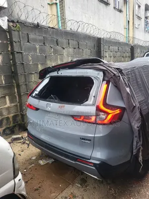 2025 Honda CRV Back Glass Available Installed at Chimatex