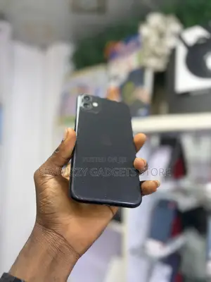 Apple iPhone 11 64 GB Black