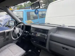 Volkswagen Transporter 2004 White