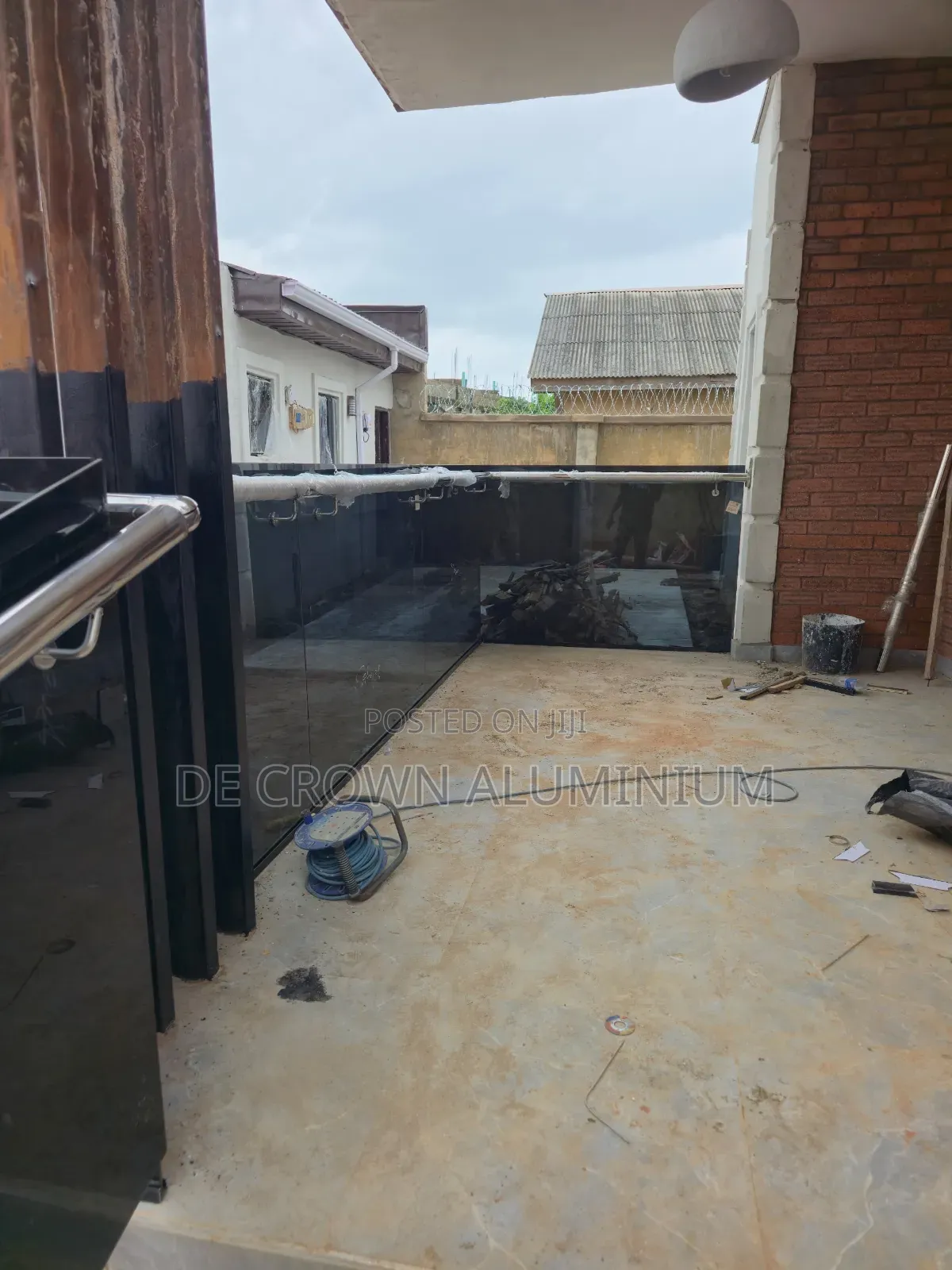 10mm Tempered Glass Balcony Hand Railings | Modern Durable