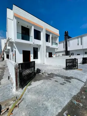 4bdrm Duplex in Ikota for sale