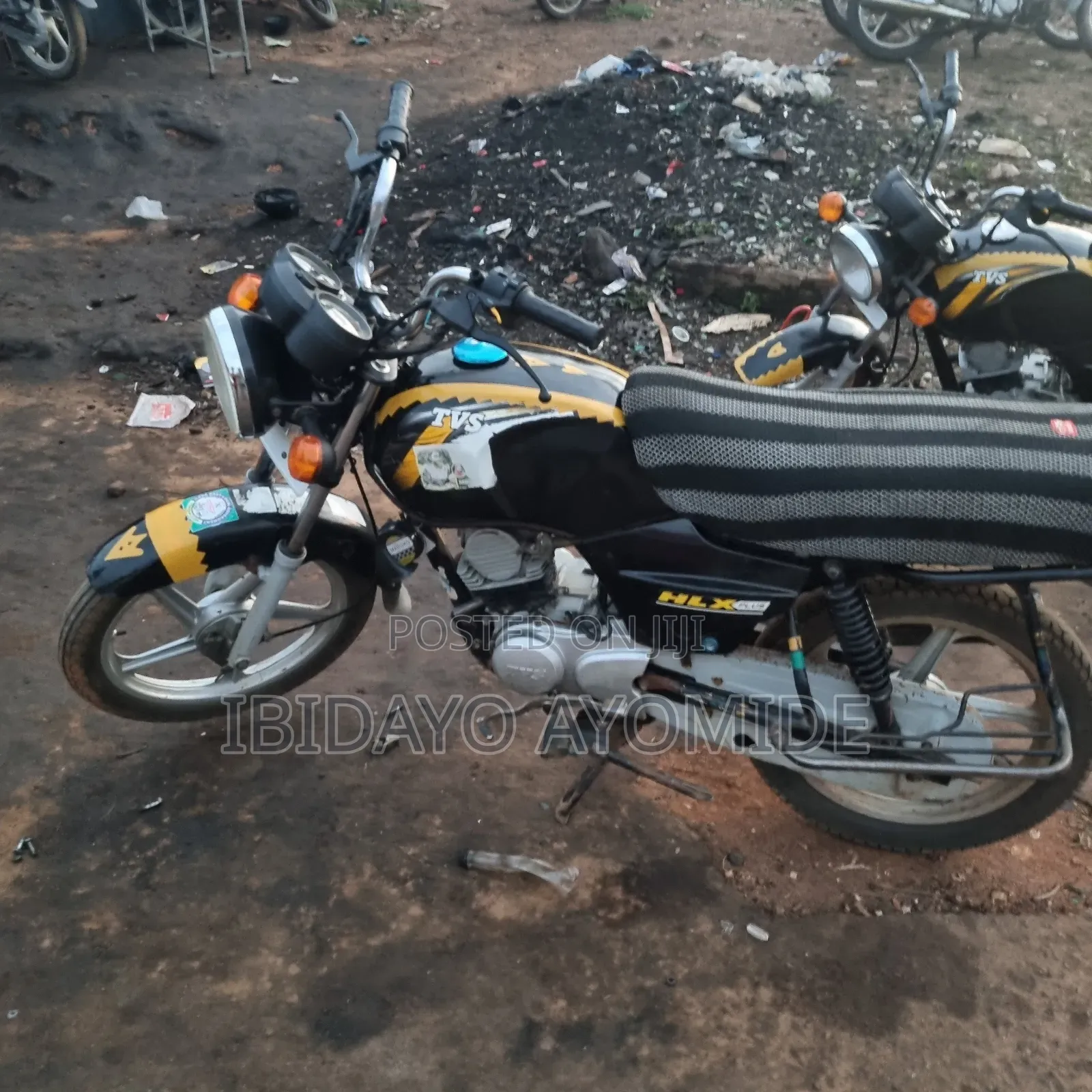 TVS HLX Plus ES 2022 Black