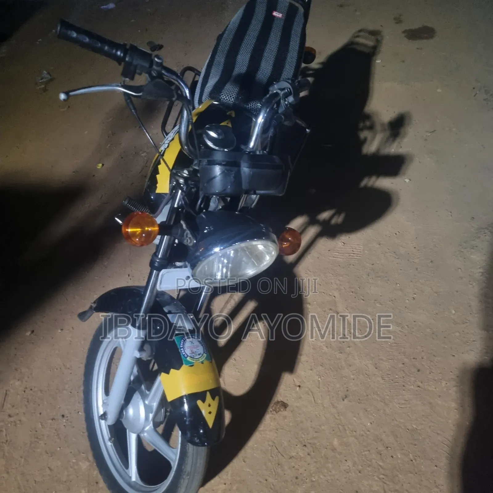 TVS HLX Plus ES 2022 Black