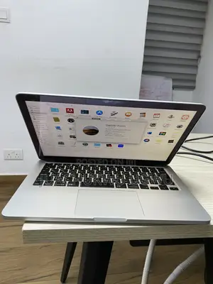 Laptop Apple MacBook Pro 2015 8GB Intel Core i5 SSD 128GB