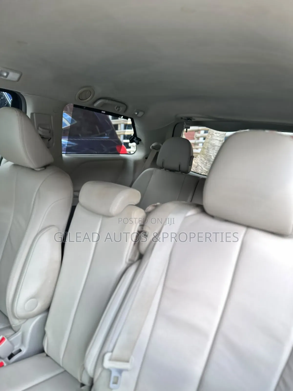 Toyota Sienna 2013