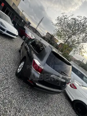 Toyota Highlander 2012 Gray