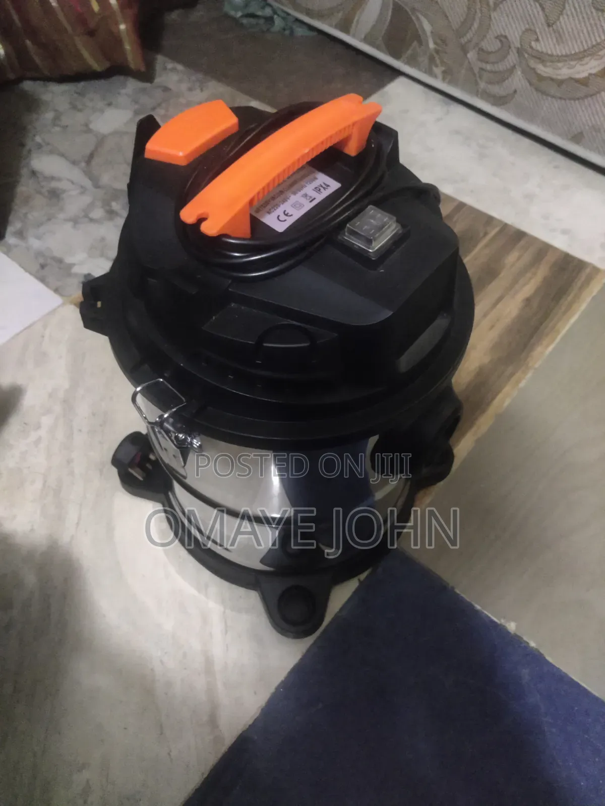 Vacuum Cleaner