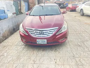 Hyundai Sonata 2013 Red