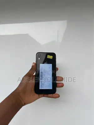 Apple iPhone XR 64 GB Black