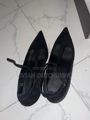 Black Shoes