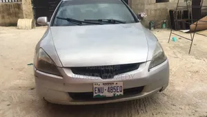 Honda Accord 2005 Silver