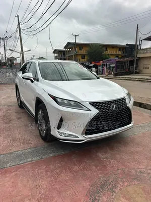 Lexus RX 2023 White