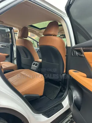 Lexus RX 2023 White