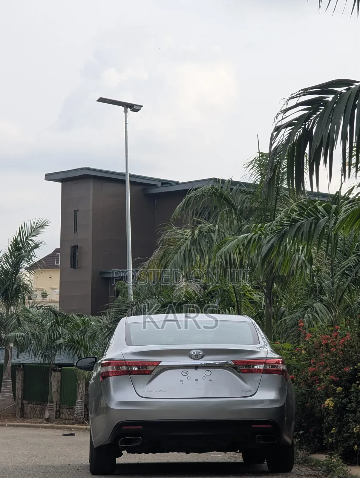 Toyota Avalon 2016 Silver