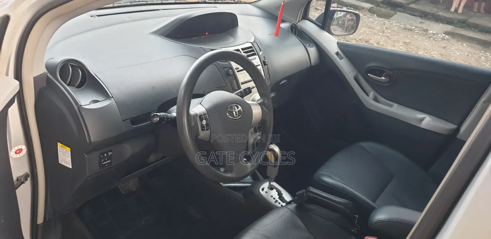 Toyota Yaris 2008 Silver