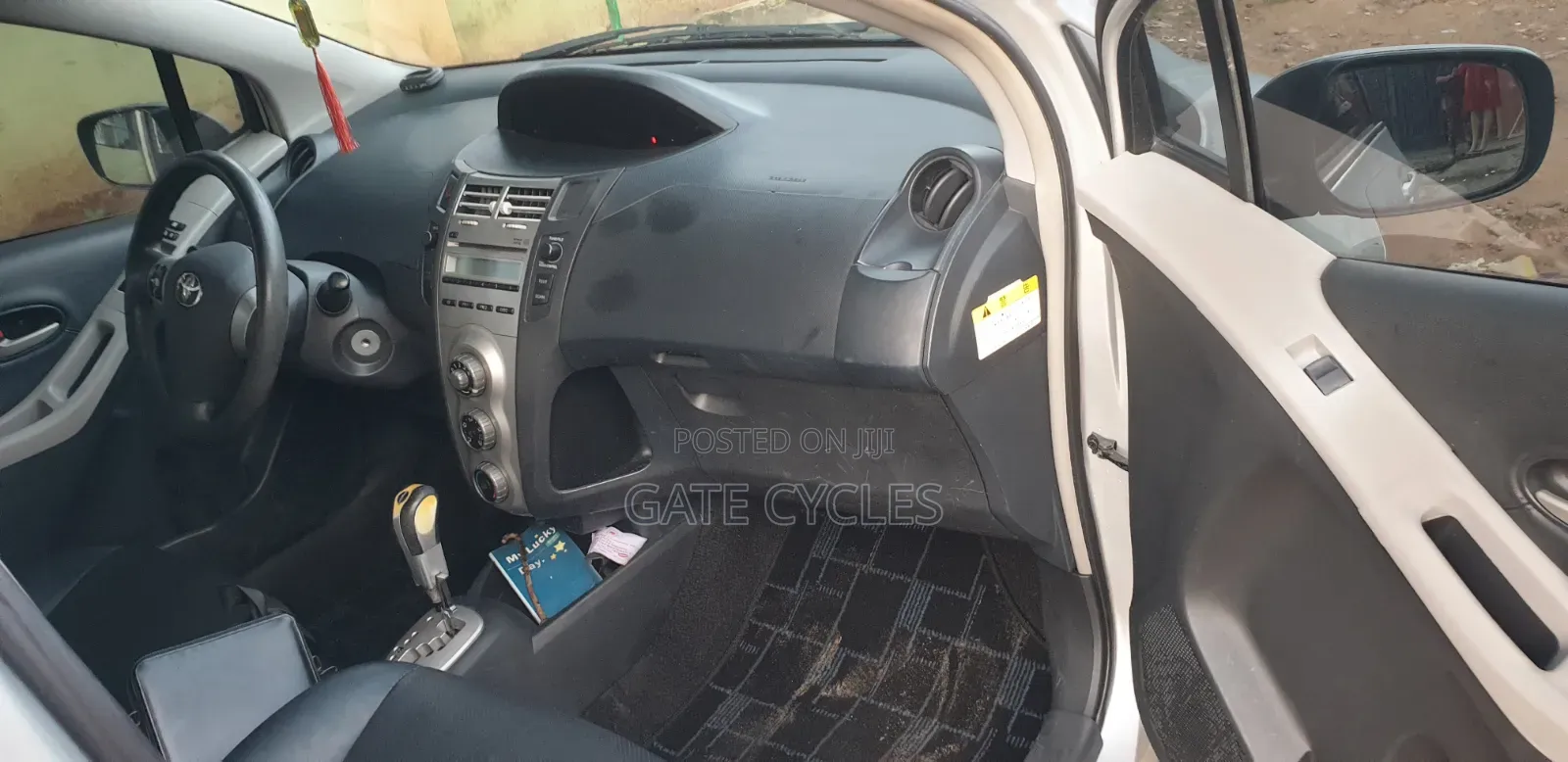 Toyota Yaris 2008 Silver