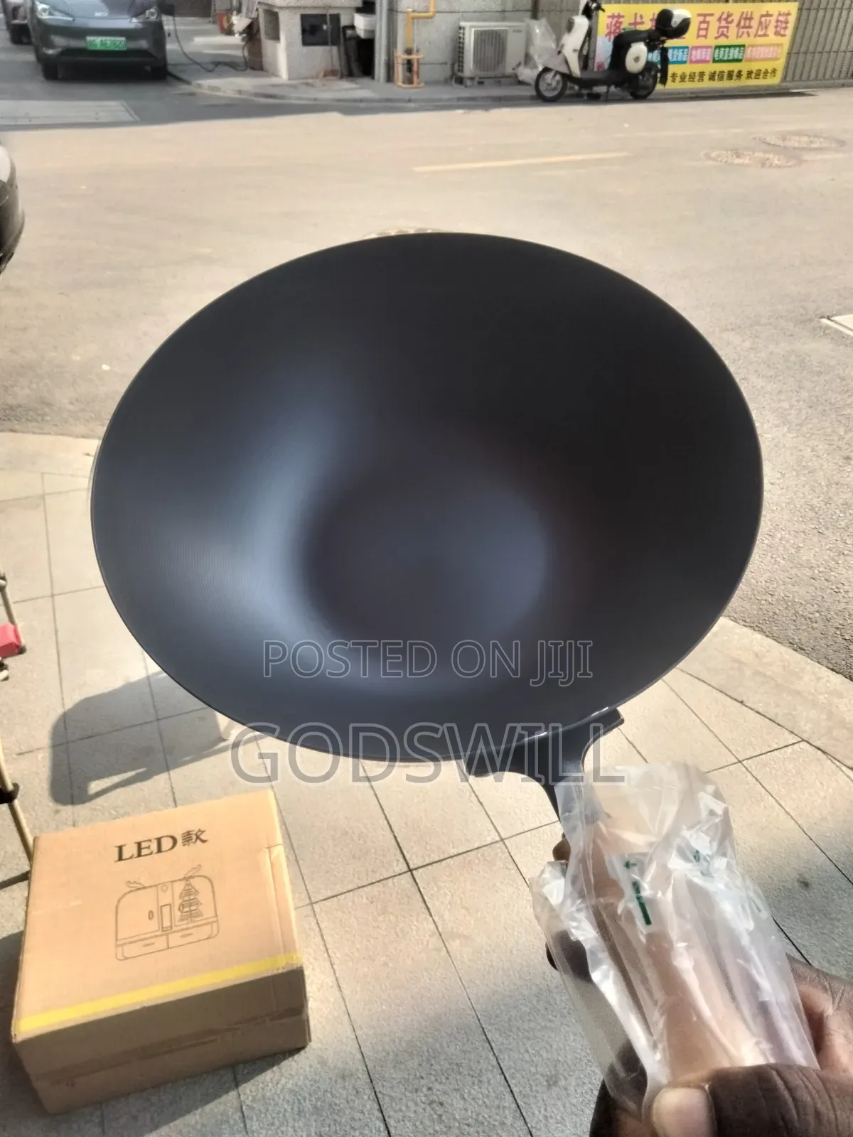 Wok/Frying Pan and Solar Lights