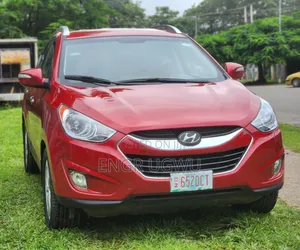 Hyundai Tucson 2013 Red