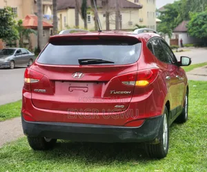 Hyundai Tucson 2013 Red