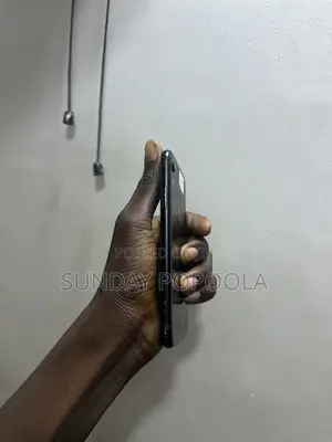 Apple iPhone XR 64 GB Black