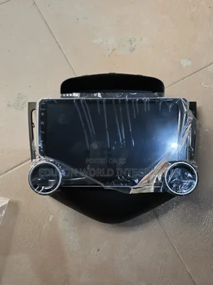 Chevrolet Cruz 2012 With Diamond Screen