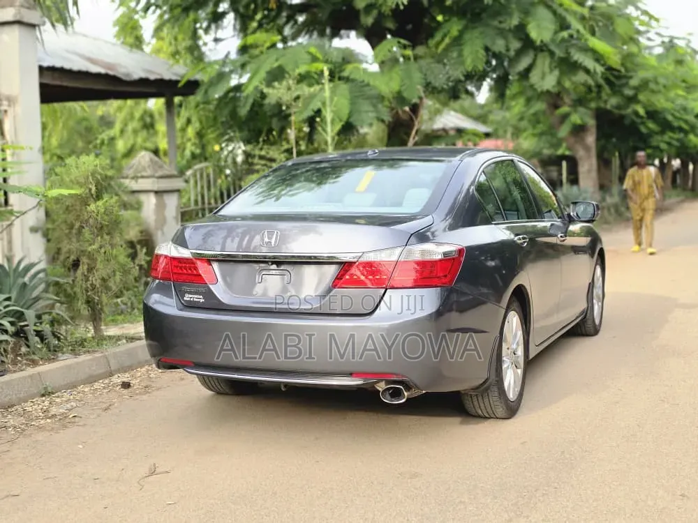 Honda Accord 2015 Gray