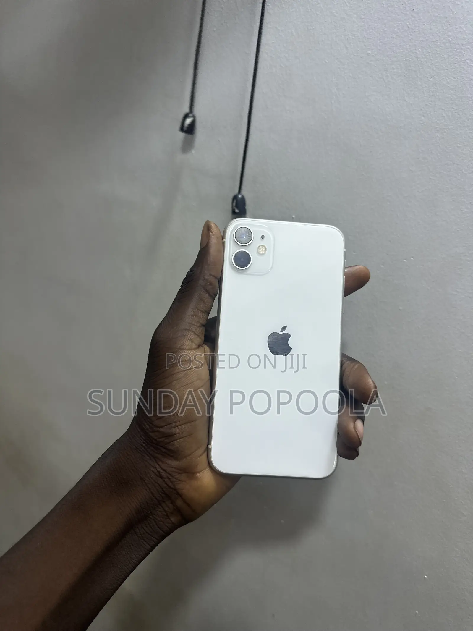 Apple iPhone 11 64 GB White
