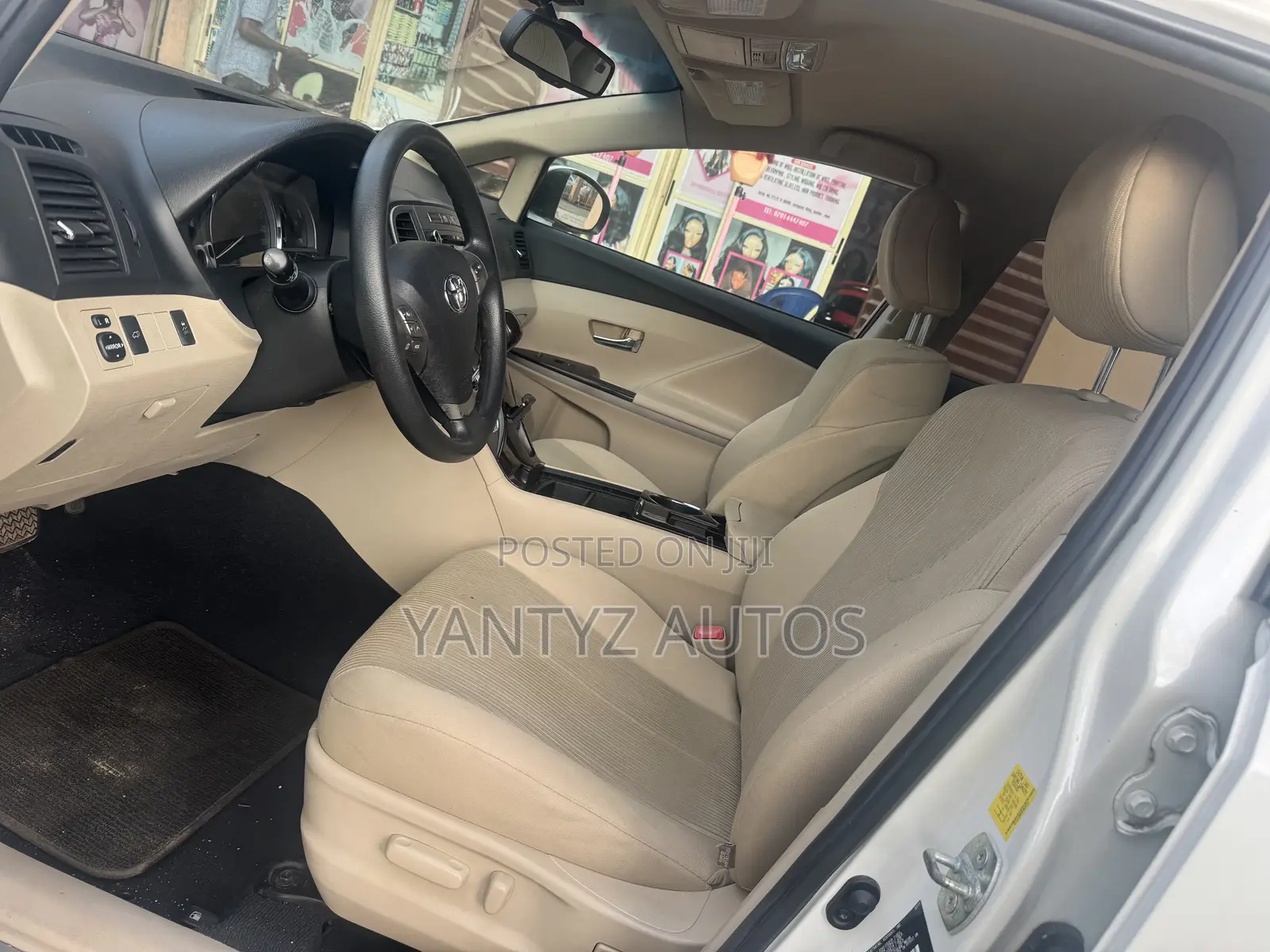 Toyota Venza AWD 2011 White