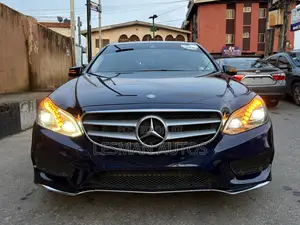 Mercedes-Benz E350 2016 Blue