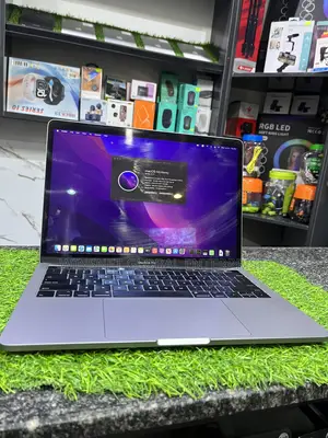 Laptop Apple MacBook Pro 2016 8GB Intel Core i5 SSD 256GB