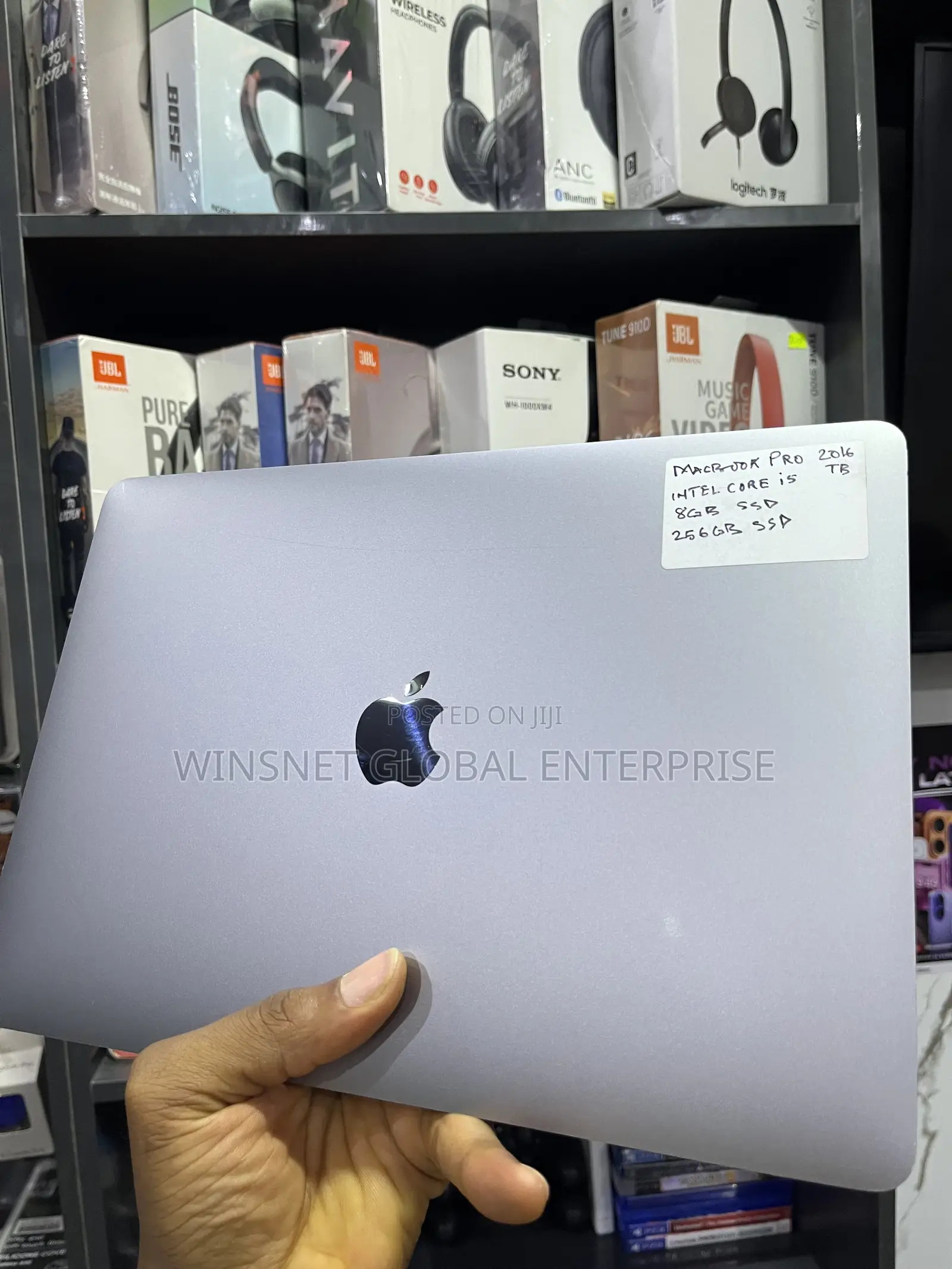 Laptop Apple MacBook Pro 2016 8GB Intel Core i5 SSD 256GB