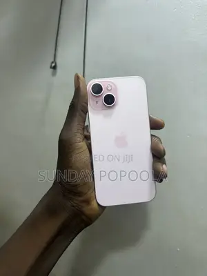 Apple iPhone 15 128 GB Pink