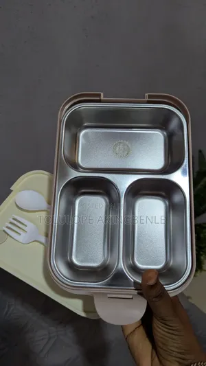 Triple Partition Lunchbox