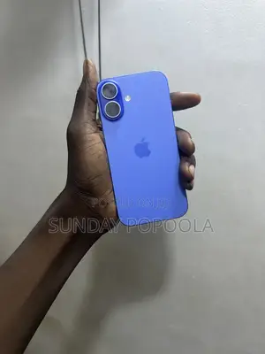 Apple iPhone 16 128 GB Blue