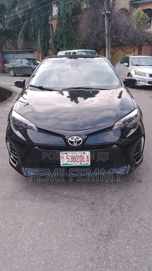 Toyota Corolla 2017 Black