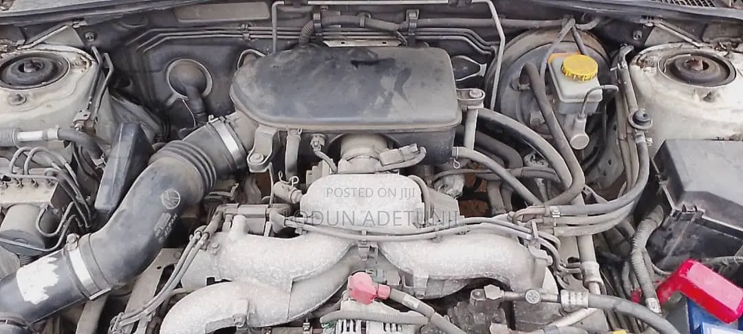 Subaru Outback 2.5 2006 White
