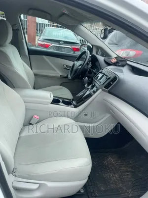 Toyota Venza 2011 White