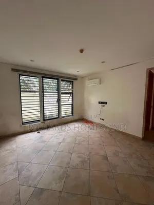 4bdrm Townhouse / Terrace in Banana Island for rent