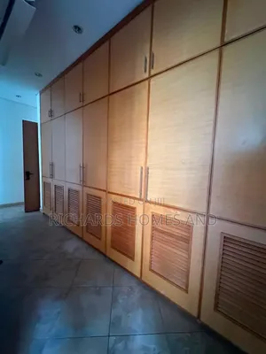 4bdrm Townhouse / Terrace in Banana Island for rent