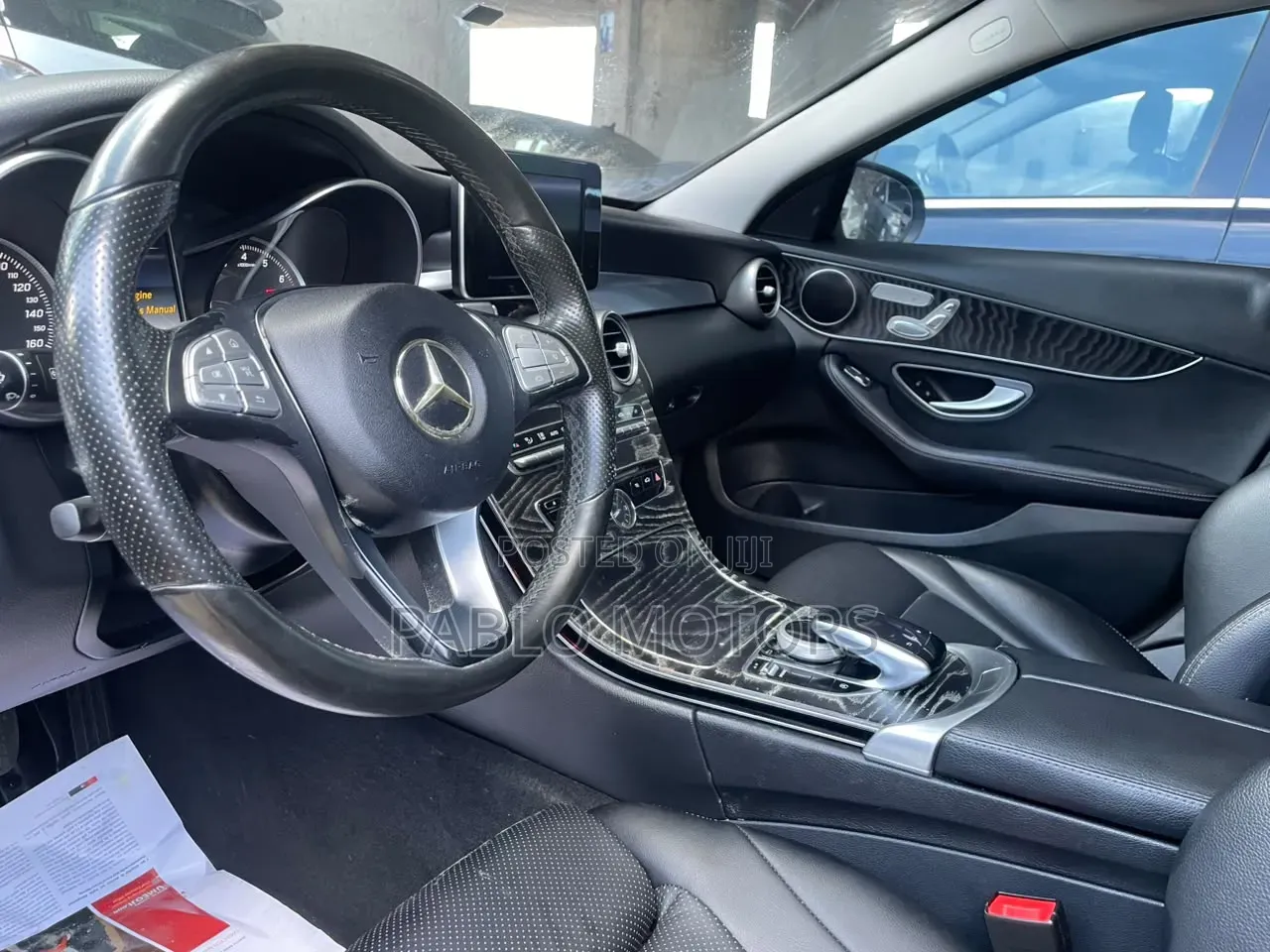 Mercedes-Benz C300 2017 Black