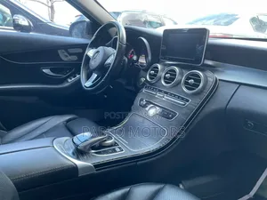 Mercedes-Benz C300 2017 Black