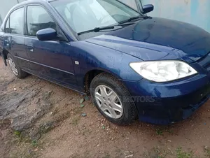 Honda Civic 2005 Blue