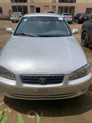 Toyota Camry 2002 Gold