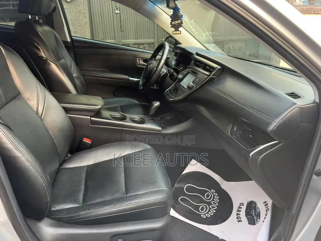 Toyota Avalon 2016 Silver