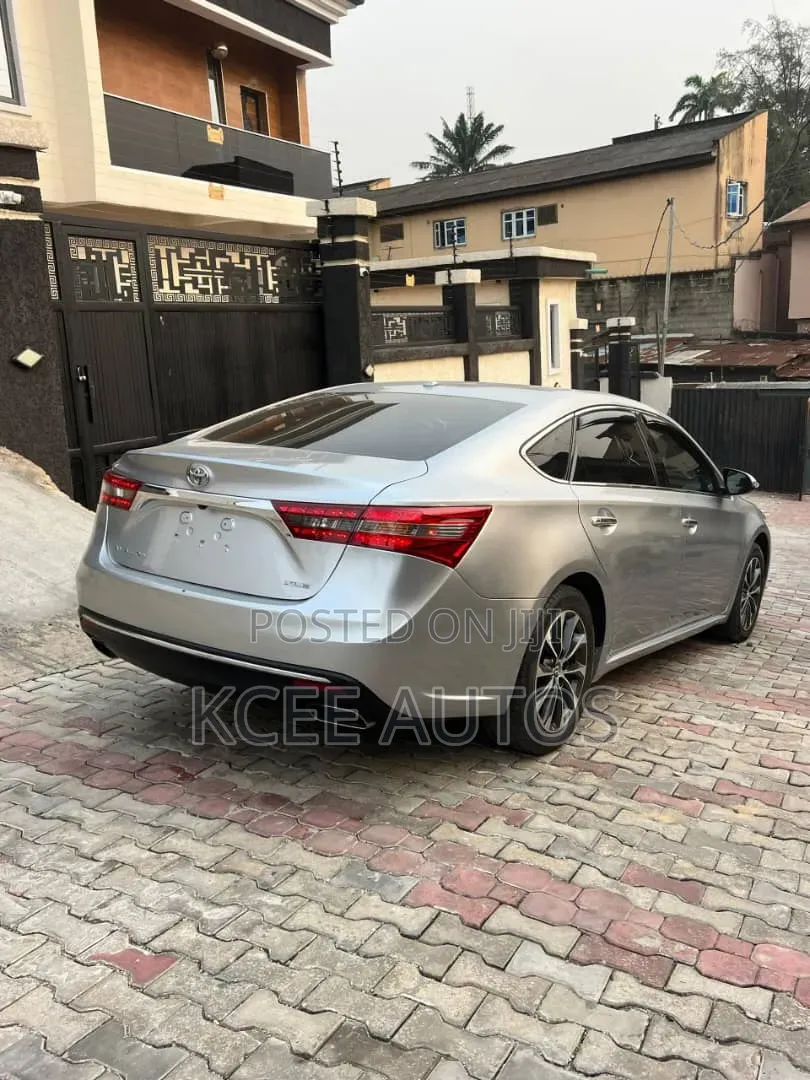 Toyota Avalon 2016 Silver