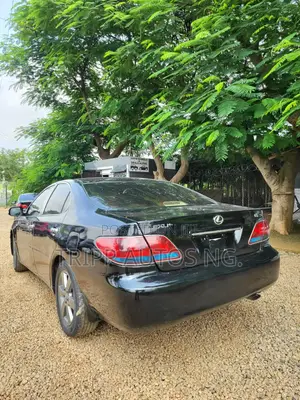 Lexus ES 2025 Black