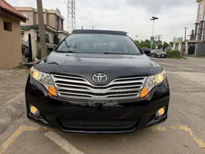 Toyota Venza XLE 2011 Black