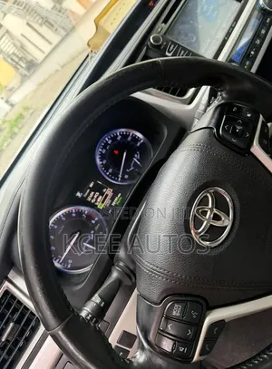 Toyota Highlander 2018 Gray