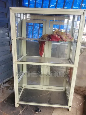 Used Show Glass for Sale